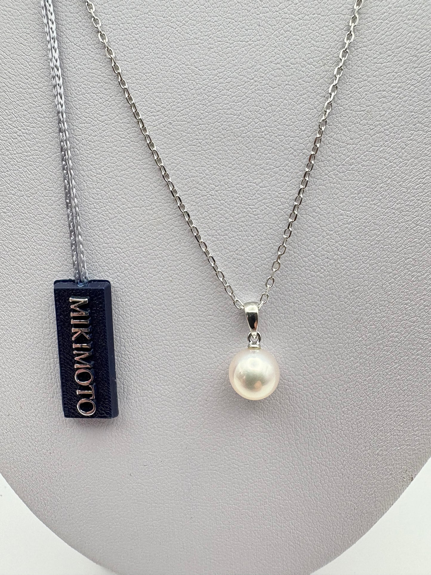 Mikimoto clasic Pearl pendant