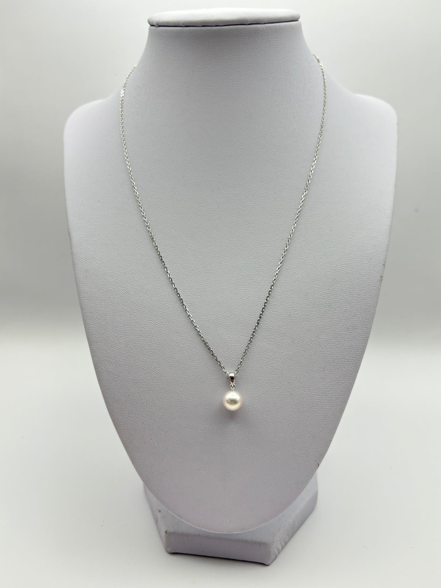 Mikimoto clasic Pearl pendant