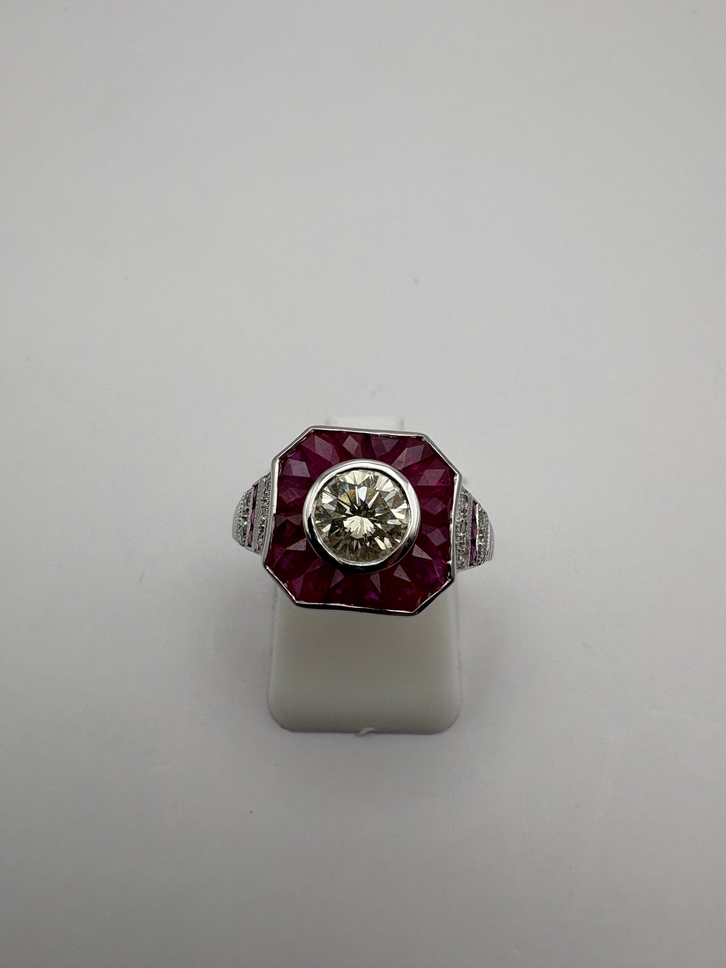Diamond & Ruby ring