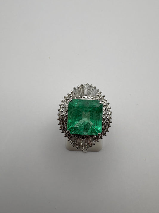 Diamond and Emerald Ring
