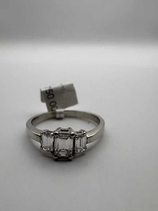 75pts Diamond 3 stone Ring